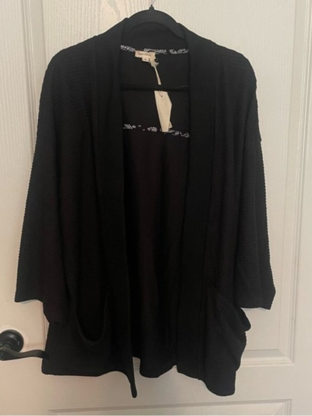 Hem & Thread Elegant Black Cardigan